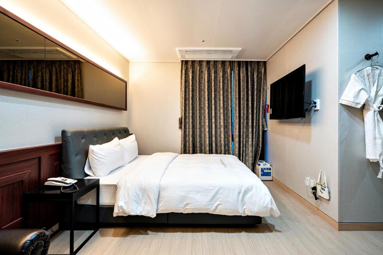 Siheung Seoul Tourist Hotel エクステリア 写真