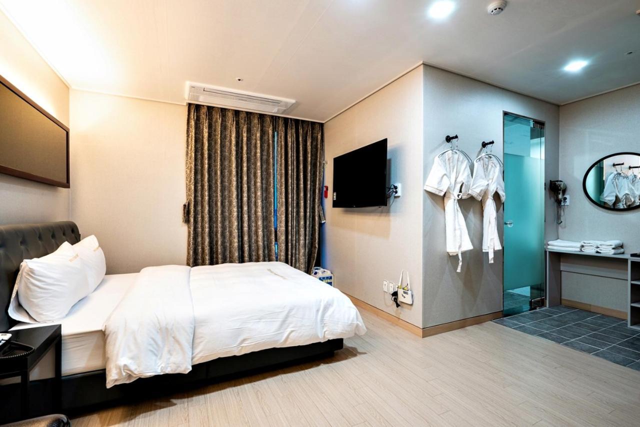 Siheung Seoul Tourist Hotel エクステリア 写真