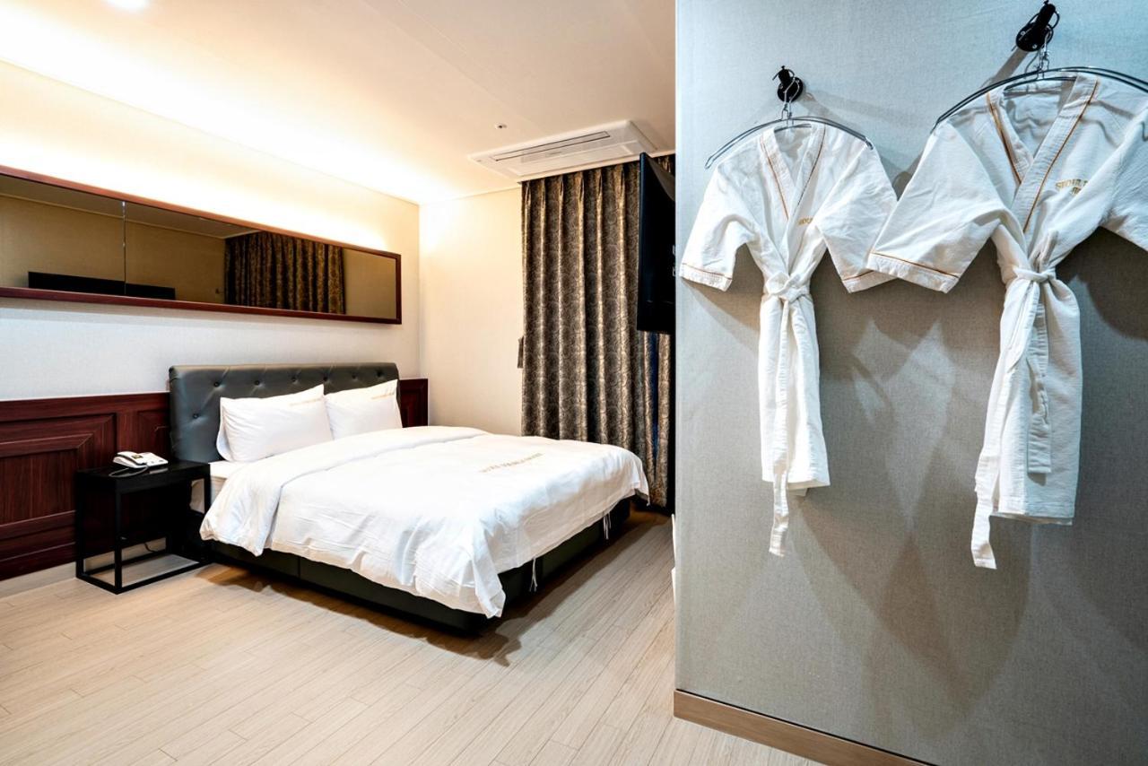 Siheung Seoul Tourist Hotel エクステリア 写真