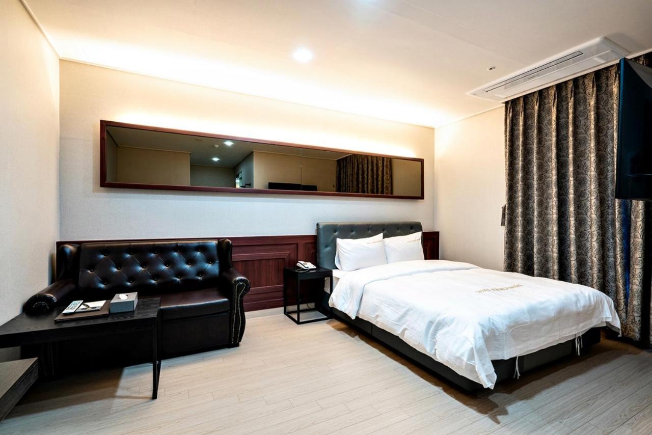 Siheung Seoul Tourist Hotel エクステリア 写真