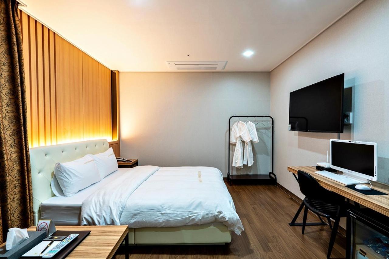 Siheung Seoul Tourist Hotel エクステリア 写真
