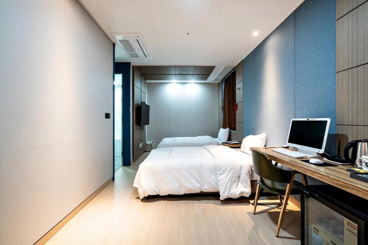 Siheung Seoul Tourist Hotel エクステリア 写真