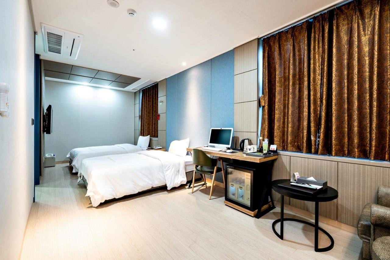 Siheung Seoul Tourist Hotel エクステリア 写真